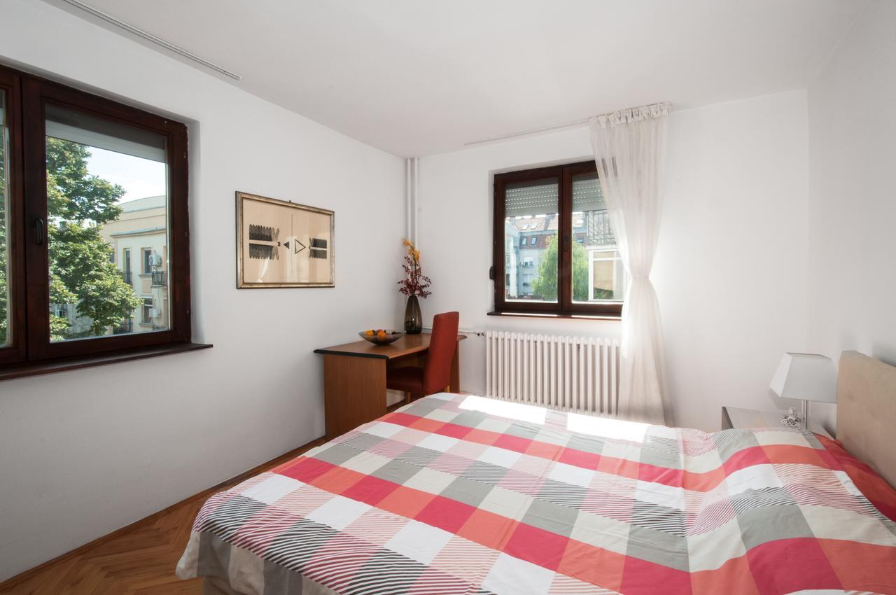 Sensitive Apartment Belgrado Exterior foto